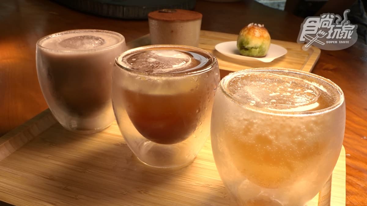 「梅子氣泡飲」採用自家釀的梅子製作。