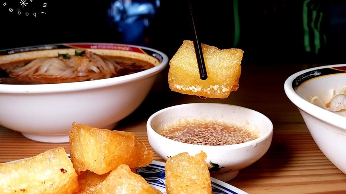 「炸豆粉」炸得酥香，熱熱的吃爽脆過癮。（圖片來源：米寶麻幸福滿載）
