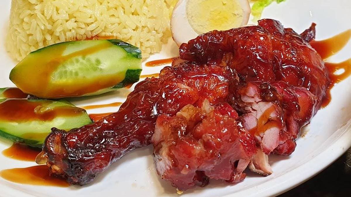 叉燒吃起來甜甜香香的，完全不輸星馬當地口感。（圖片來源：米寶麻幸福滿載）