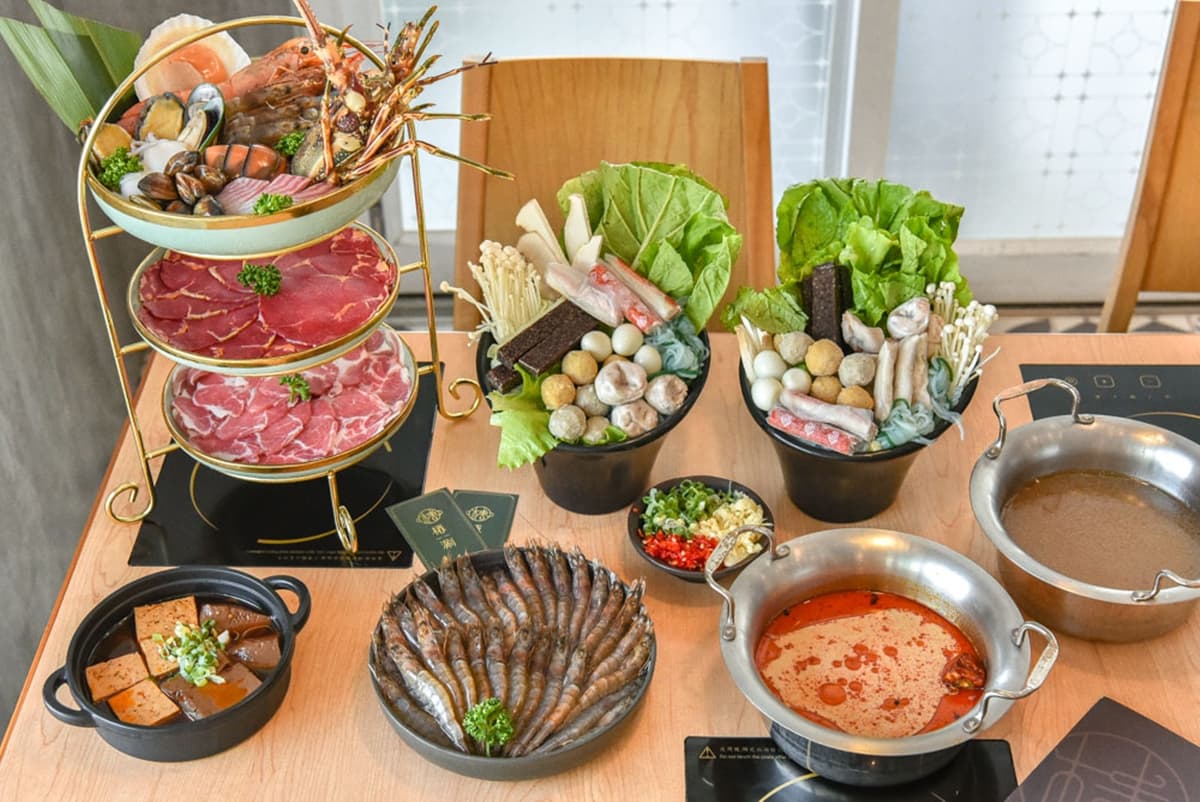 台中298元火鍋吃到飽！蔬菜火鍋料、冰淇淋、咖哩飯任吃，壽星幾歲送幾隻蝦
