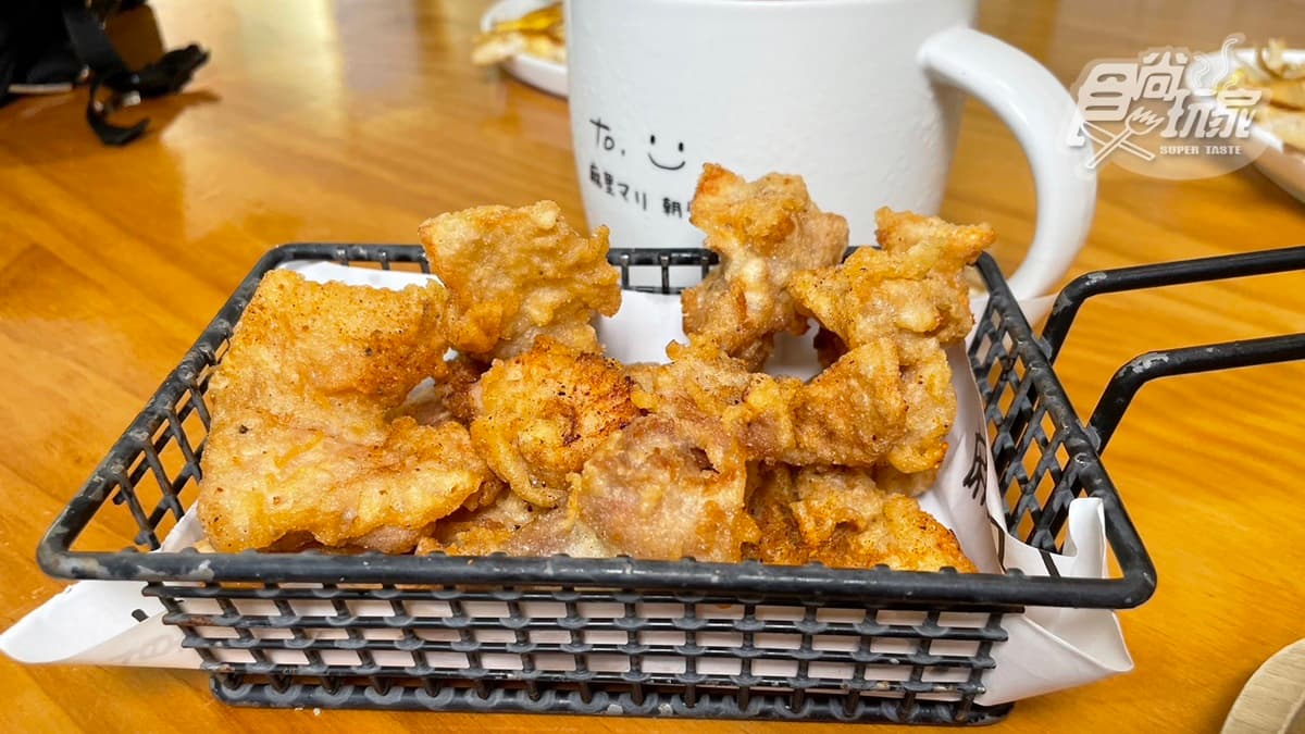店裡的餐點堅持使用在地食材，以天然手法製作。