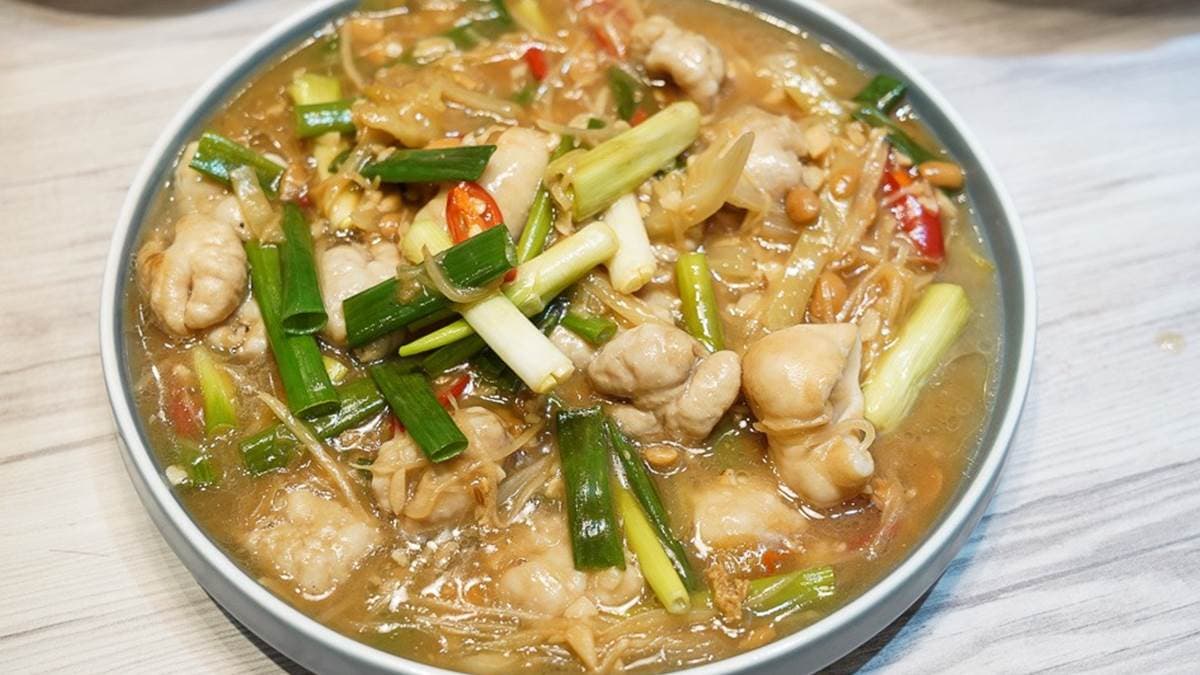 薑絲炒大腸的肥腸口感極佳，軟嫩又Q彈。（圖片來源：跳躍的宅男）