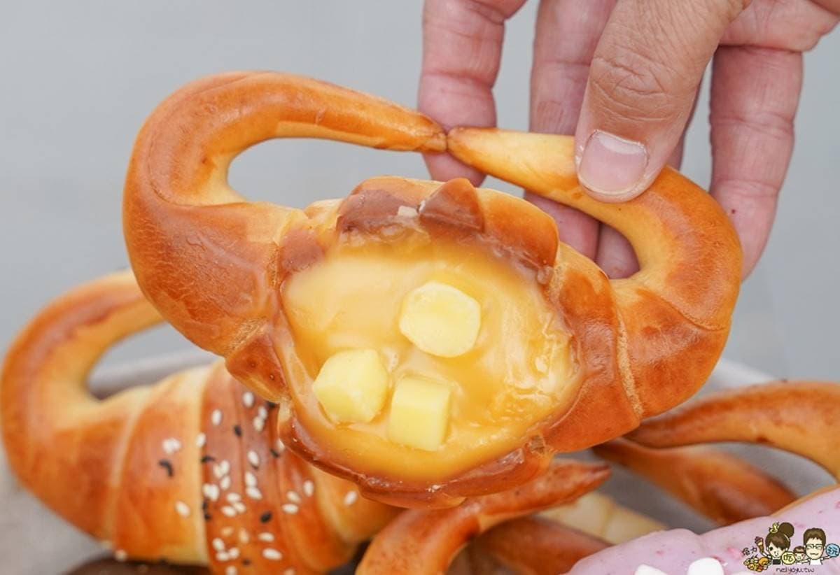 爆餡芋泥捲太欠吃！網推高雄「最強牛角麵包」是這家，高CP值生乳蛋糕也必買