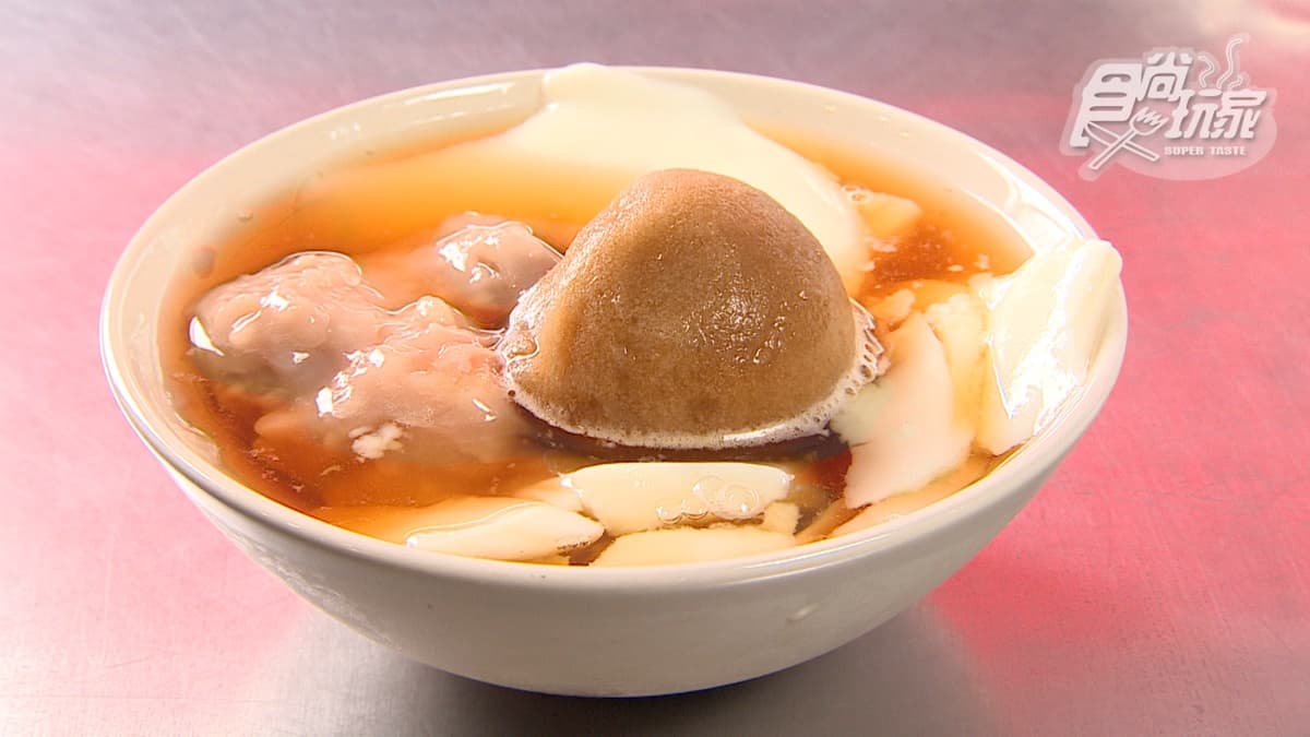 「芋頭豆花」的芋頭很綿，而且吃起來會有種類似蜜地瓜的口感。