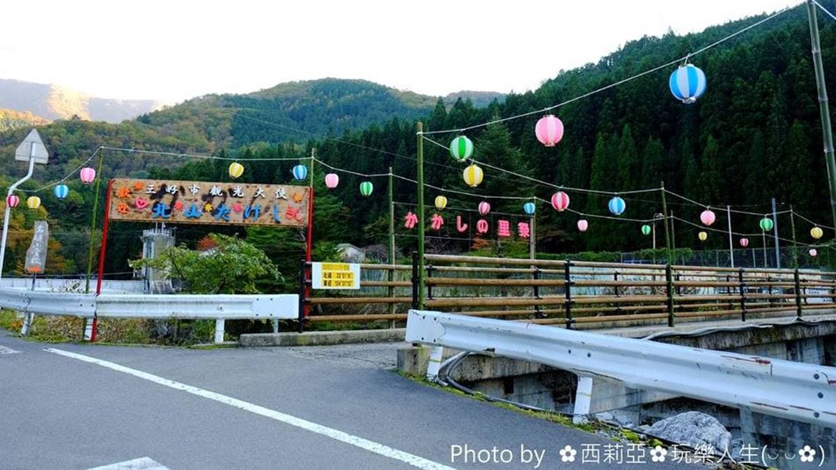 「奥祖谷稻草人村」位於日本四國的德島縣三好市。（圖片來源：西莉亞玩樂人生）