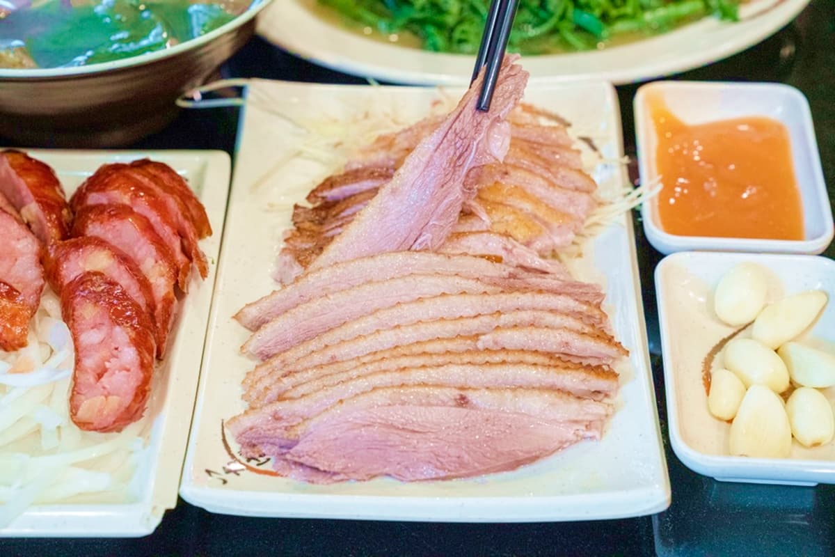 連４年米其林必比登推薦！「台北最強鵝肉」是這家，日本、韓國觀光客都朝聖