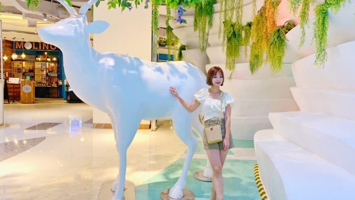 「GBF水池廣場」有水池跟小鹿，真的太美太好拍。（圖片來源：愛麗森的變身教室）