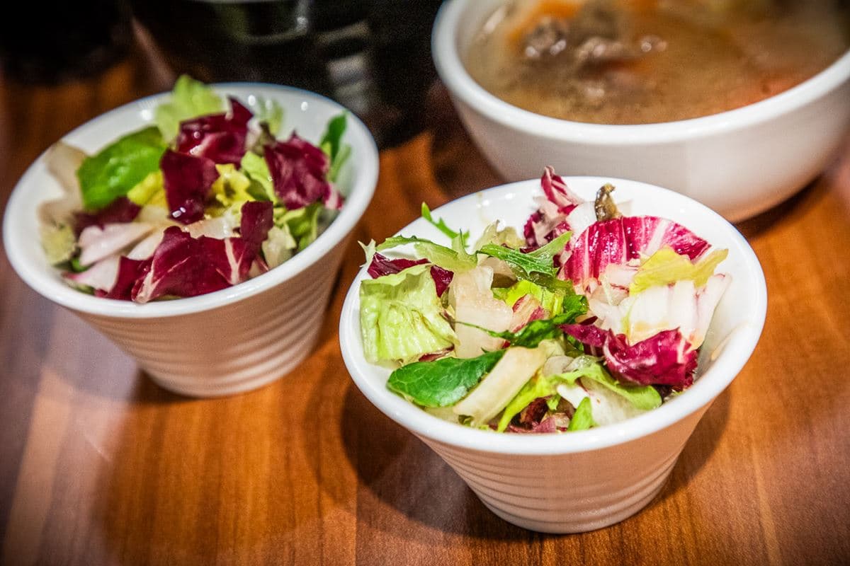 桃園高CP值牛排！220元起自助吧牛筋湯、牛滷飯、冰品吃到飽，壽星享85折優惠