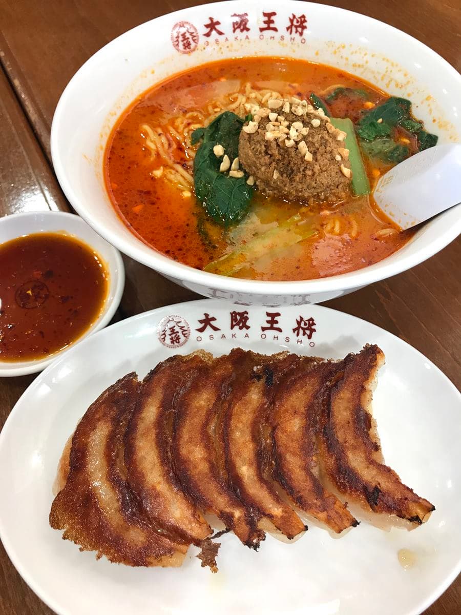 日本人最愛這樣吃！嗑拉麵、煎餃、炒麵通通配白飯，竟是因為「２原因」（中獎公布）