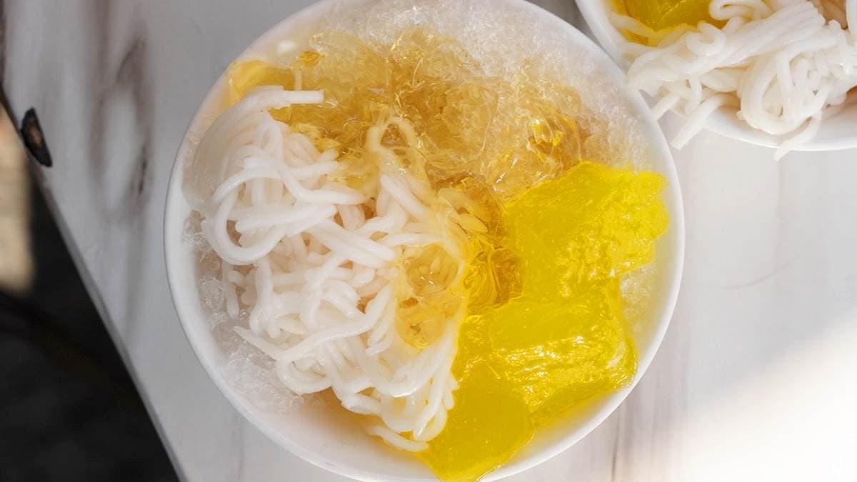 粉粿冰的粉粿給得很多，吃起來很滿足。（圖片來源：算命的說我很愛吃）