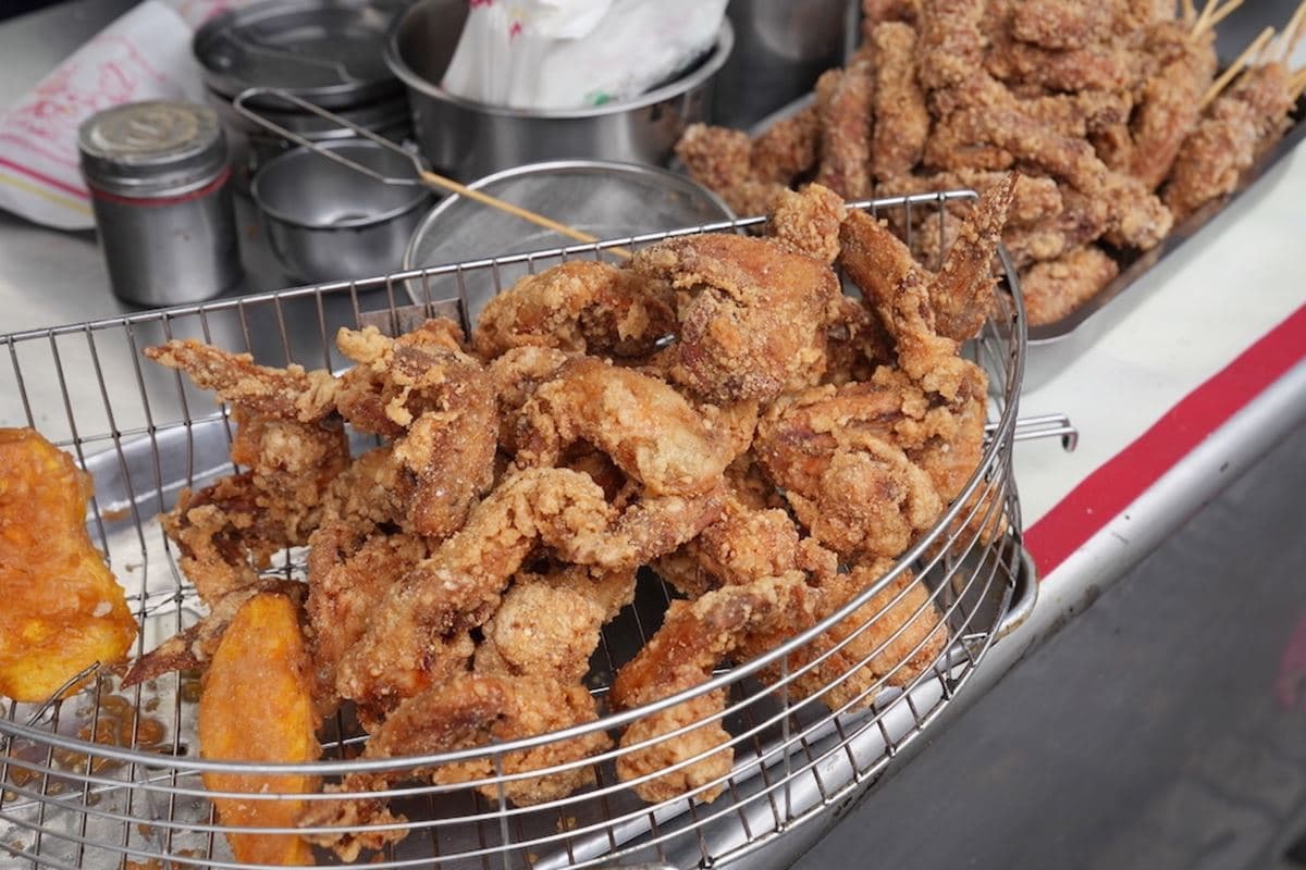 10元肉串太佛心!在地激推「高CP值炸物」藏身學區,龍鳳腿也僅10元 10元肉串太佛心!在地激推「高CP值炸物」藏身學區,龍鳳腿也僅10元