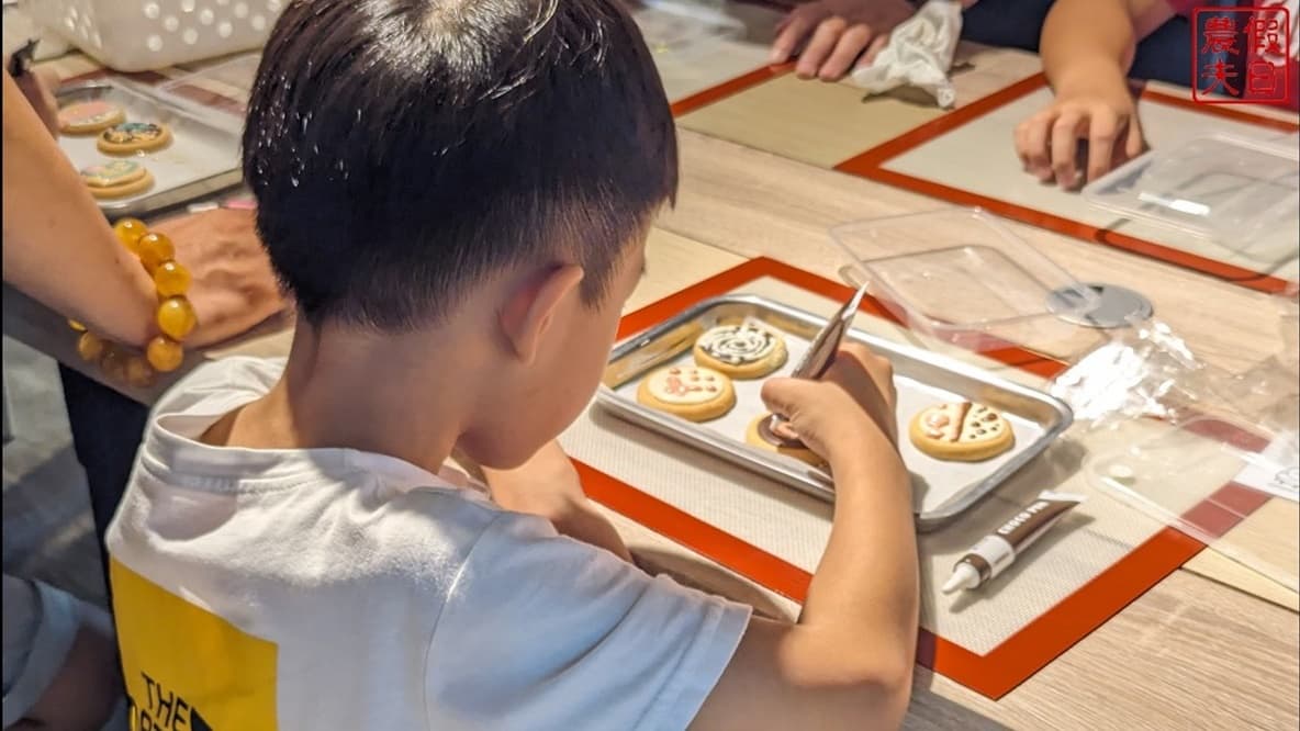小朋友可以來預約體驗彩繪餅乾DIY。（圖片來源：假日農夫愛趴趴照）