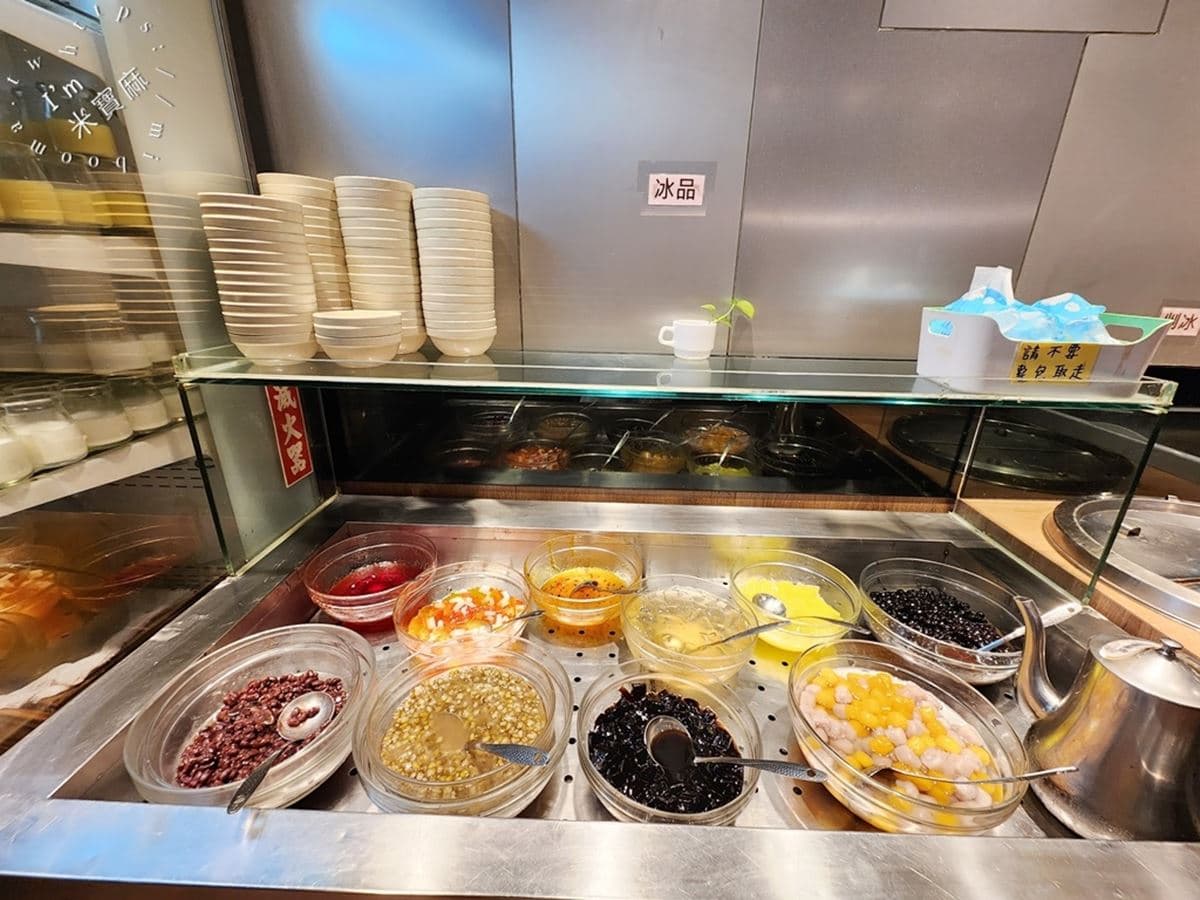 330元「超狂自助吧」吃到飽！高CP值牛排藏板橋，港點、火鍋、鐵板燒任你吃