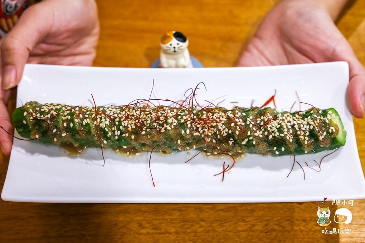 新北高CP值生魚片丼推薦！８種料鋪好鋪滿看不見飯，再喝銅板價蝦頭味噌湯