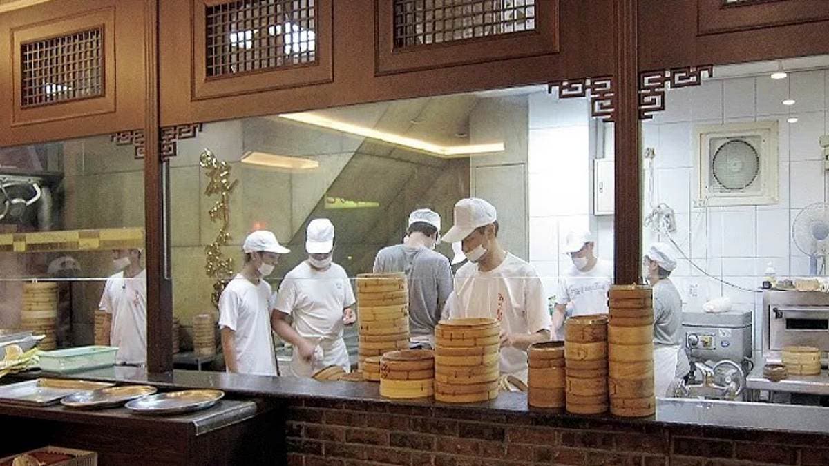 廚房區採透明開放的設計。（圖片來源：妮喃小語）