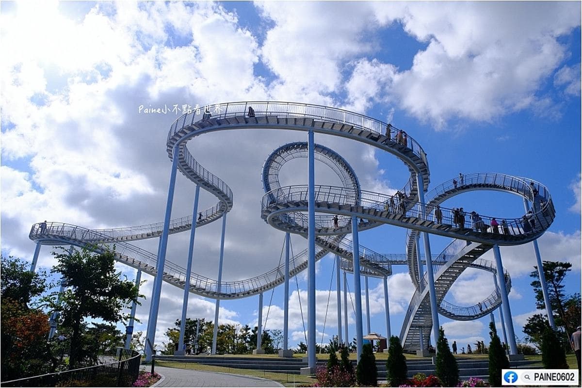 「用走的」雲霄飛車!免門票25公尺高「魔王級天空步道」,必拍超美鋼鐵愛心 「用走的」雲霄飛車!免門票25公尺高「魔王級天空步道」,必拍超美鋼鐵愛心