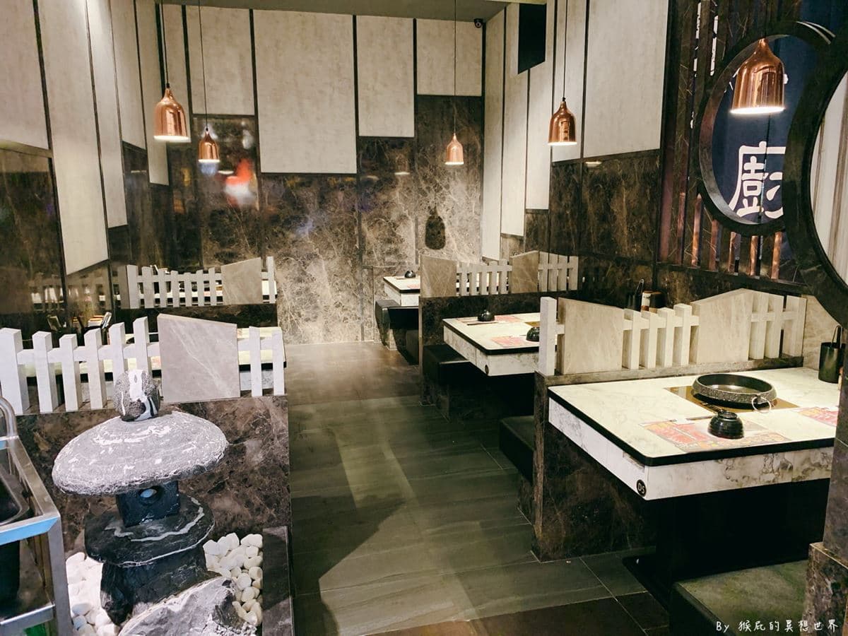 台中最夯「壽喜燒吃到飽」！８種肉任你吃，牛肉湯、滷肉飯、甜點飲料無限嗑