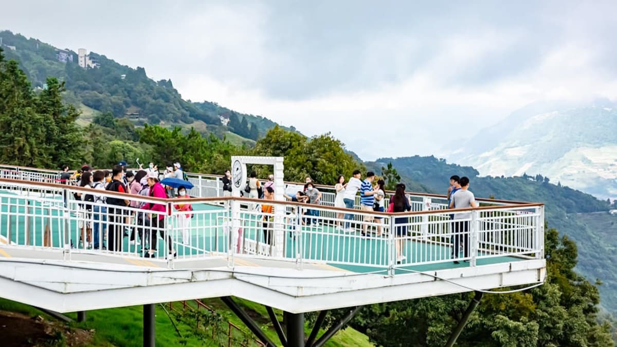步道沿途有設置觀景台「蝴蝶平台」，可以好好的拍攝美景打卡留紀念。（圖片來源：愛伯特吃喝玩樂全記錄）