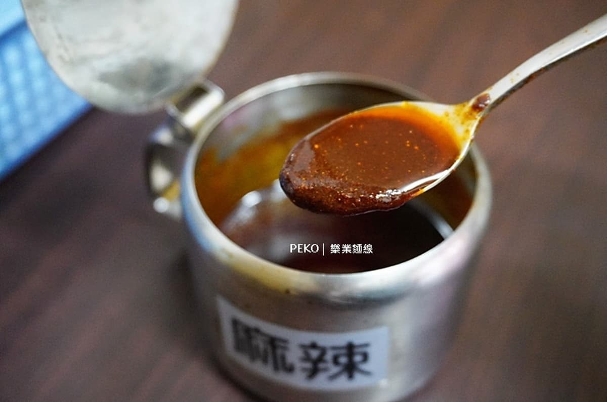 網推「台北麵線五大天王」之一!必點滷大腸香Q超入味,麵線控社團都激推 網推「台北麵線五大天王」之一!必點滷大腸香Q超入味,麵線控社團都激推