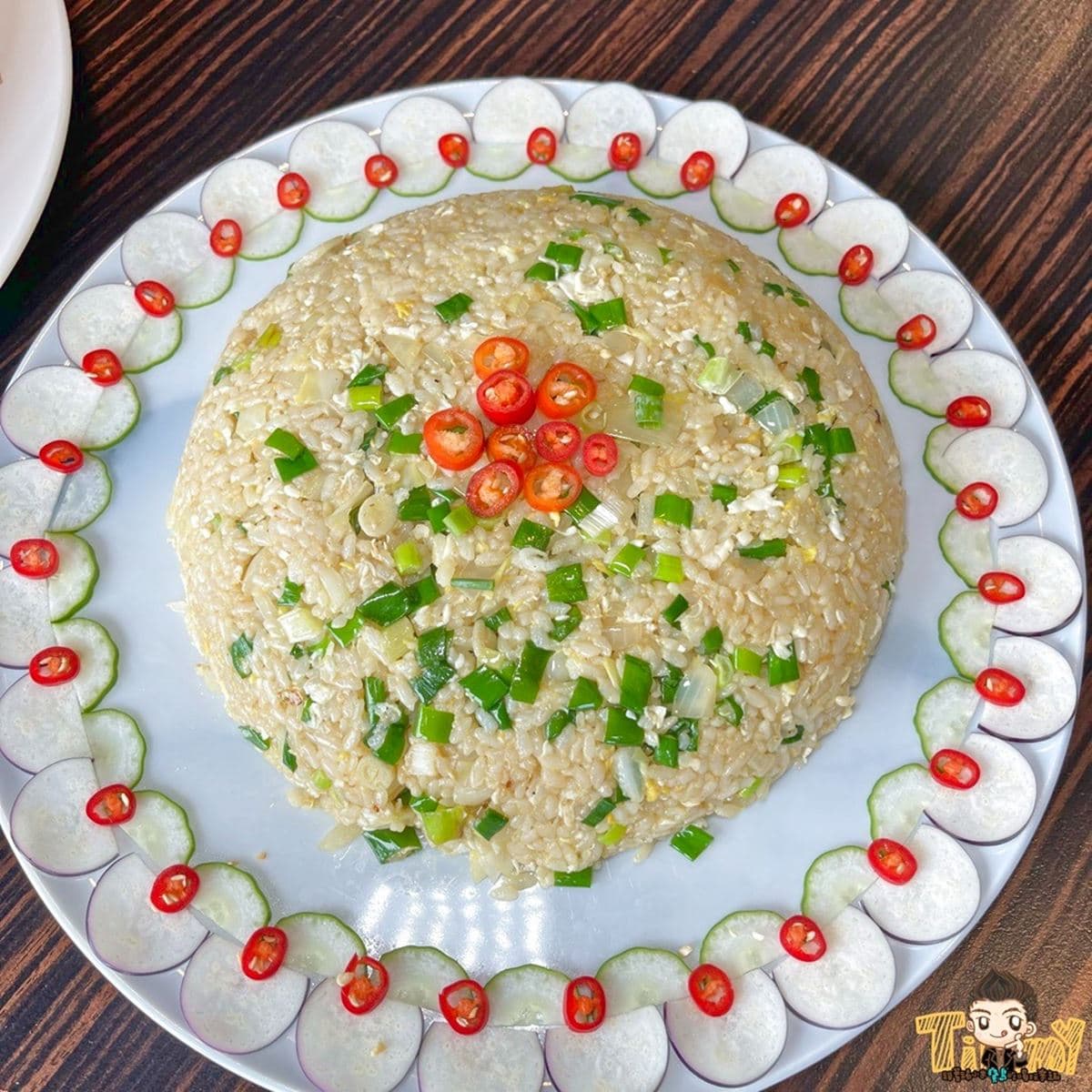 苗栗最狂客家菜!老饕最愛「大尾鱸鰻四吃」全宴超浮誇,乾煎、涮涮鍋都鮮美 苗栗最狂客家菜!老饕最愛「大尾鱸鰻四吃」全宴超浮誇,乾煎、涮涮鍋都鮮美