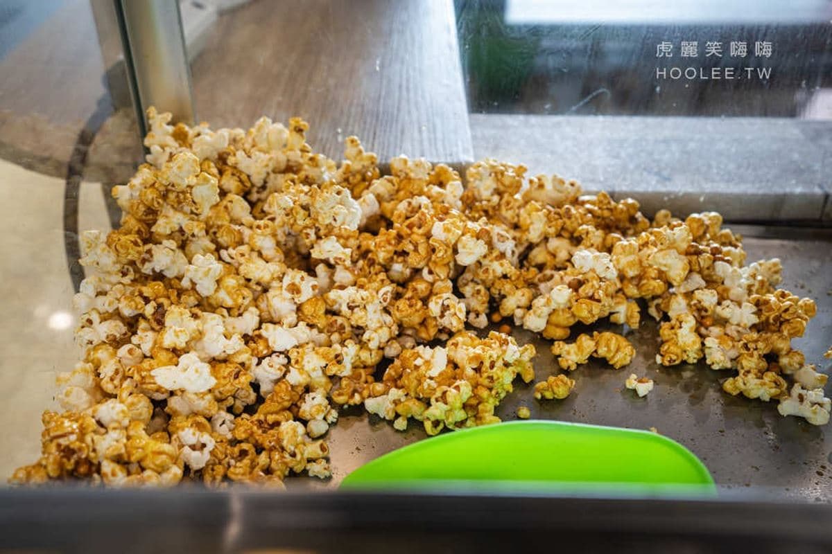 免費續冰爽爽嗑！高雄「大碗公芒果冰」免百元就能吃，內用爆米花無限供應