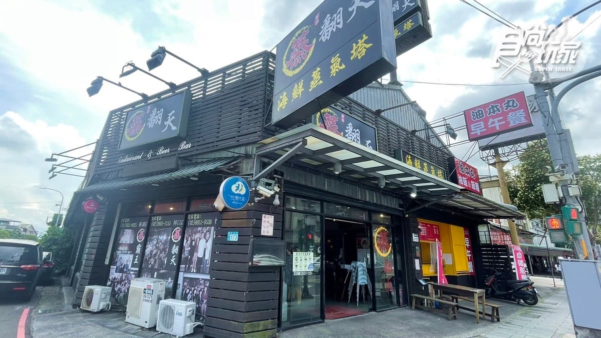 店面占地寬敞，附近的停車位也不少，是許多林口人聚餐的首選之一。