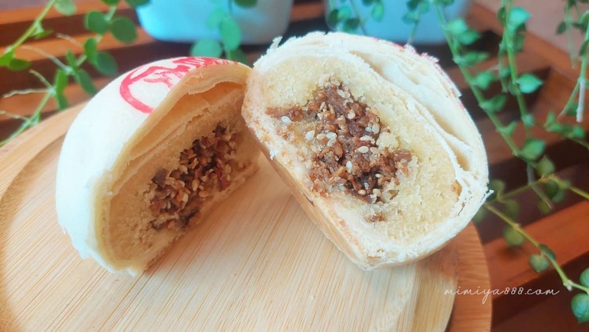 全台最隱密「排隊蛋黃酥」！每年只賣３個月，隱身鄉間三合院在地人才知