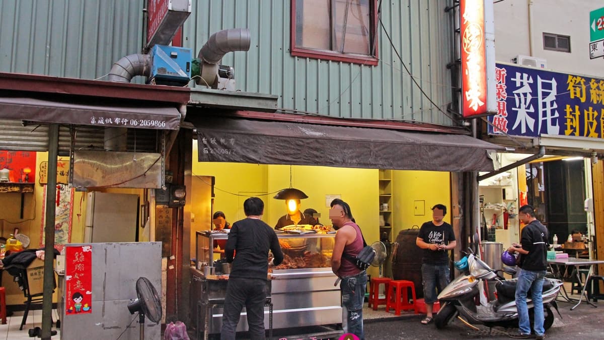 「上好烤魯味」位在永樂市場附近，離神農街也很近。（圖片來源：黑洞雪莉）