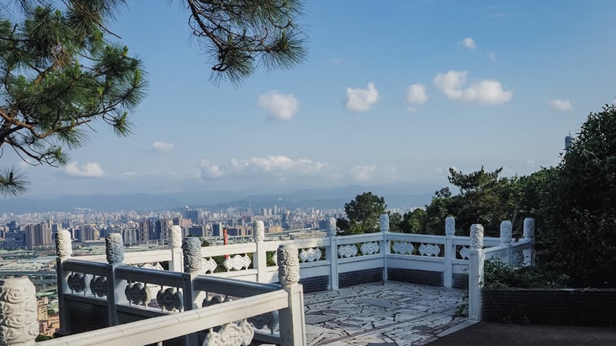 公園內的觀景平台很多，可以說是處處都能賞景。（圖片來源：是艾思，不是火拳。）