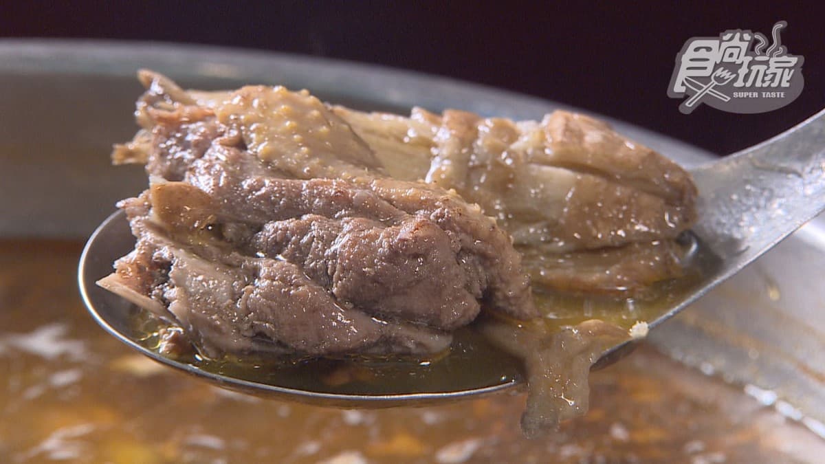 鴨肉的肉質很Ｑ彈，吃起來香氣十足。