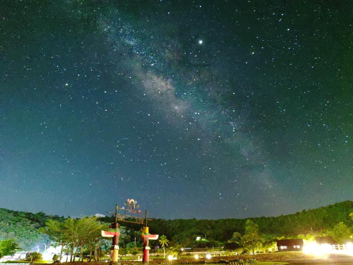 1900元住歐風小木屋＋星空烤肉！「12萬坪度假村」推中秋優惠，限時６天快訂