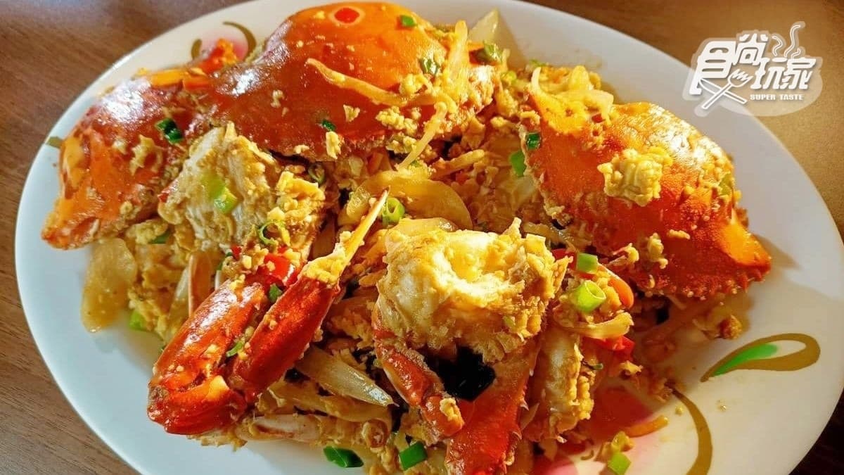 除了固定菜色之外，店家還會推出每日的限定料理，每次來訪都有不同驚喜。