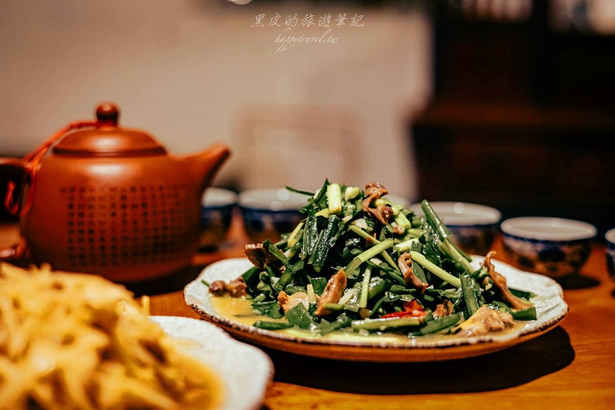 豬油拌飯吃到飽!龍潭「百年三合院」藏絕版客家菜,必點黃金土雞、客家三寶 豬油拌飯吃到飽!龍潭「百年三合院」藏絕版客家菜,必點黃金土雞、客家三寶