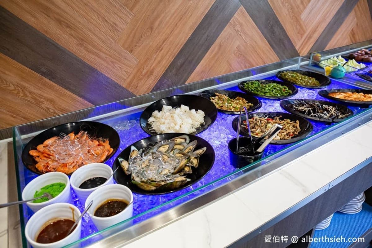399元百道自助吧吃到飽！加購牛排僅49元CP值爆表，爽嗑港點、海鮮免服務費