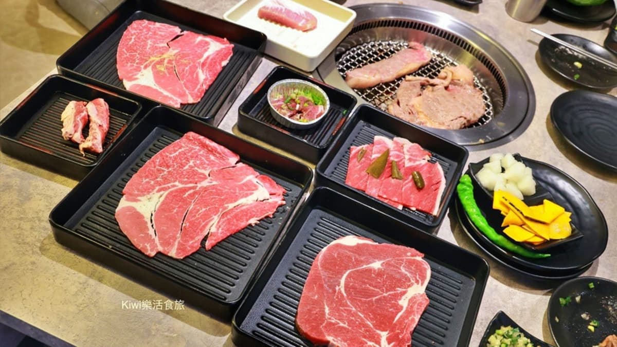 吃到飽分為４種價格，全桌需點相同的價格才可以喔！（圖片來源：Kiwi樂活食旅）