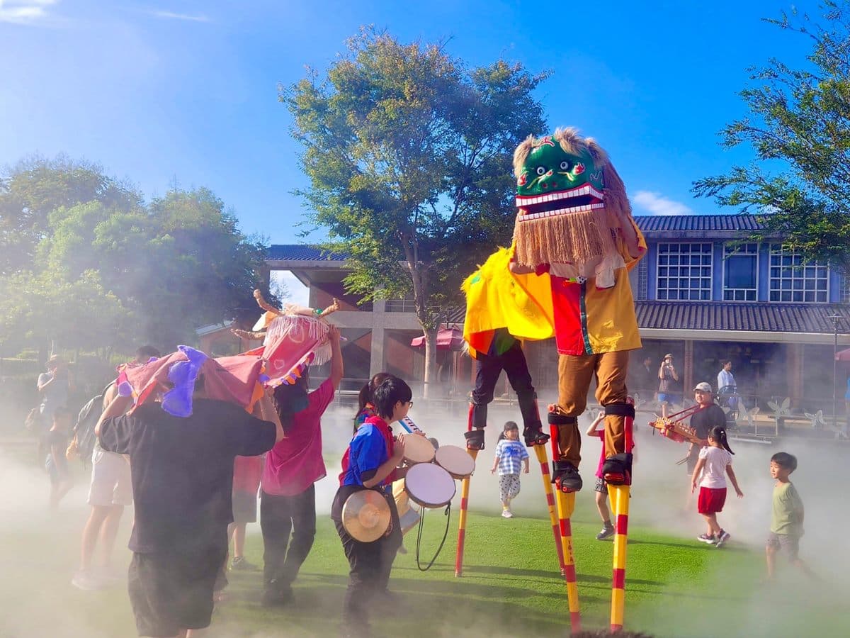 17：00後免費入園！宜蘭傳藝園區「１日限定派對」必逛：餐車市集、復古小夜市