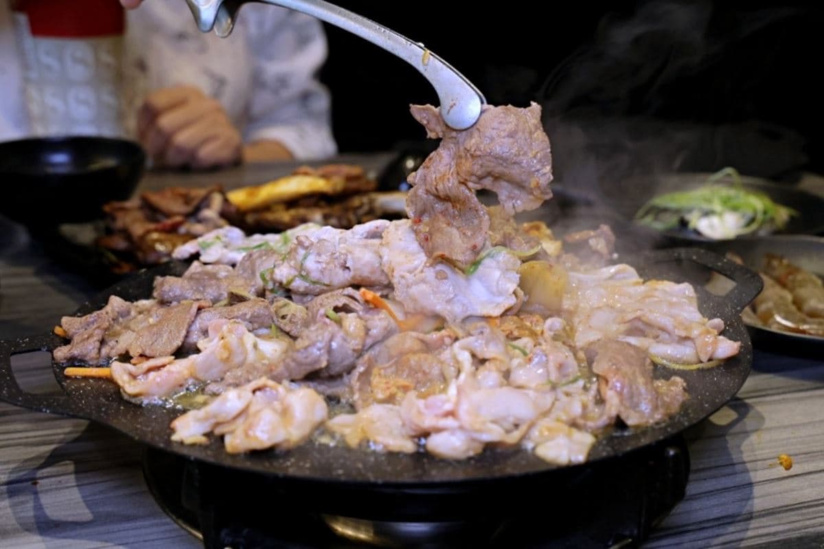 別只吃屋馬!台中12家最強燒肉吃到飽:329元起、火烤兩吃、日本料理無限供應 別只吃屋馬!台中12家最強燒肉吃到飽:329元起、火烤兩吃、日本料理無限供應