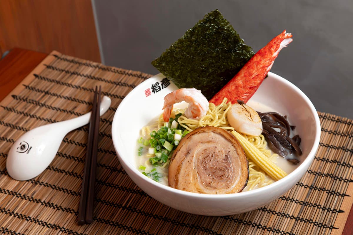 【食尚獨家優惠】39元吃涼麵＋壽司！永和日料新開幕，巨大蟹肉棒拉麵超吸睛