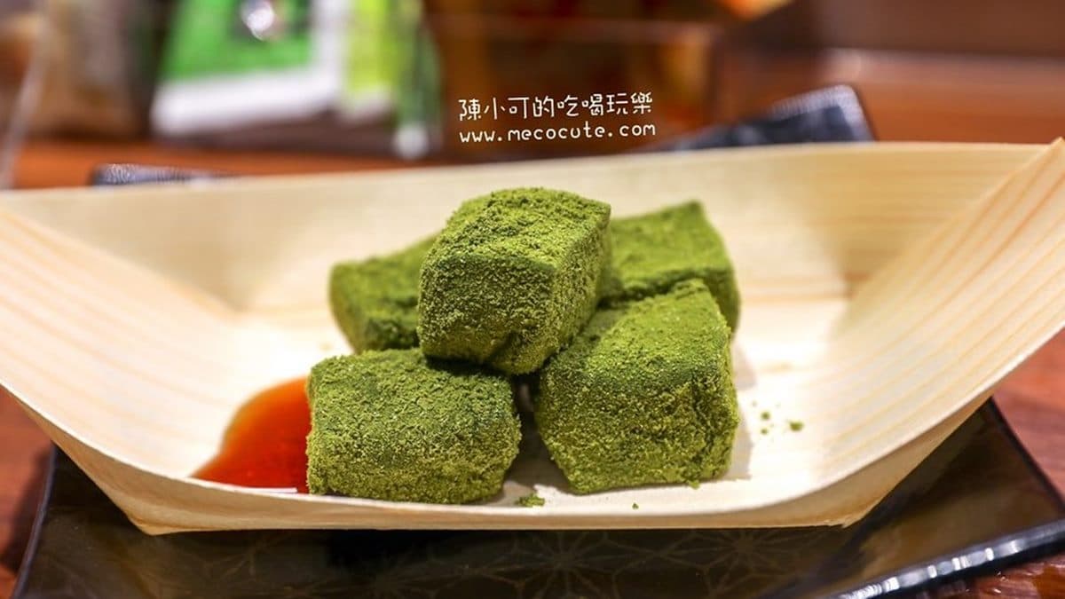 除了主食外也有各種甜點可選，像這款「抹茶蕨餅」味道就和在日本吃的一樣。（圖片來源：陳小可的吃喝玩樂）