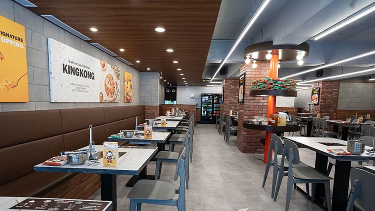 店內空間寬敞舒適，環境乾淨且明亮。（圖片來源：IRENE'S 食旅．時旅）
