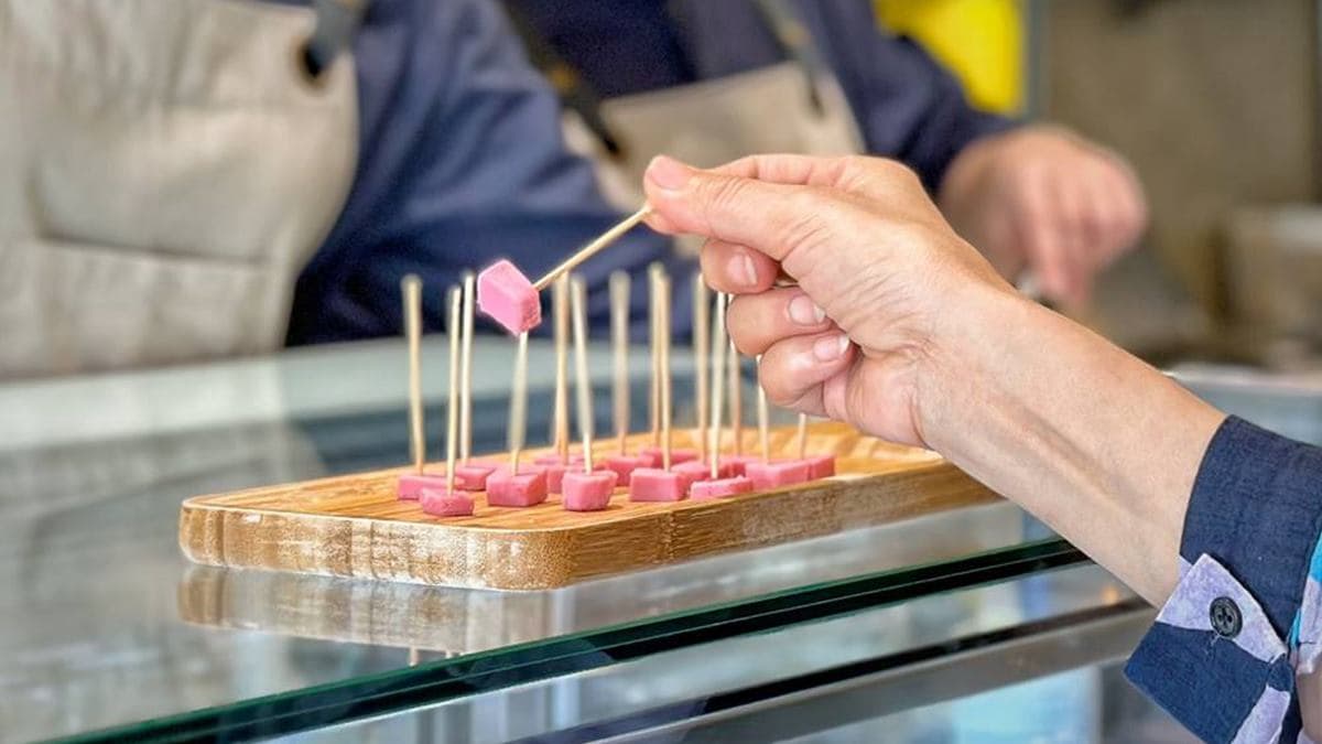 來訪還可以免費試吃各式口味巧克力。（圖片來源：Ann‧榜哥‧生活事務所）
