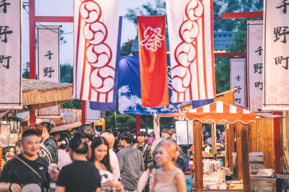 限時2天「花火祭」在高雄!逛日式祭典攤位、賞高空煙火,加碼免費和服體驗 限時2天「花火祭」在高雄!逛日式祭典攤位、賞高空煙火,加碼免費和服體驗