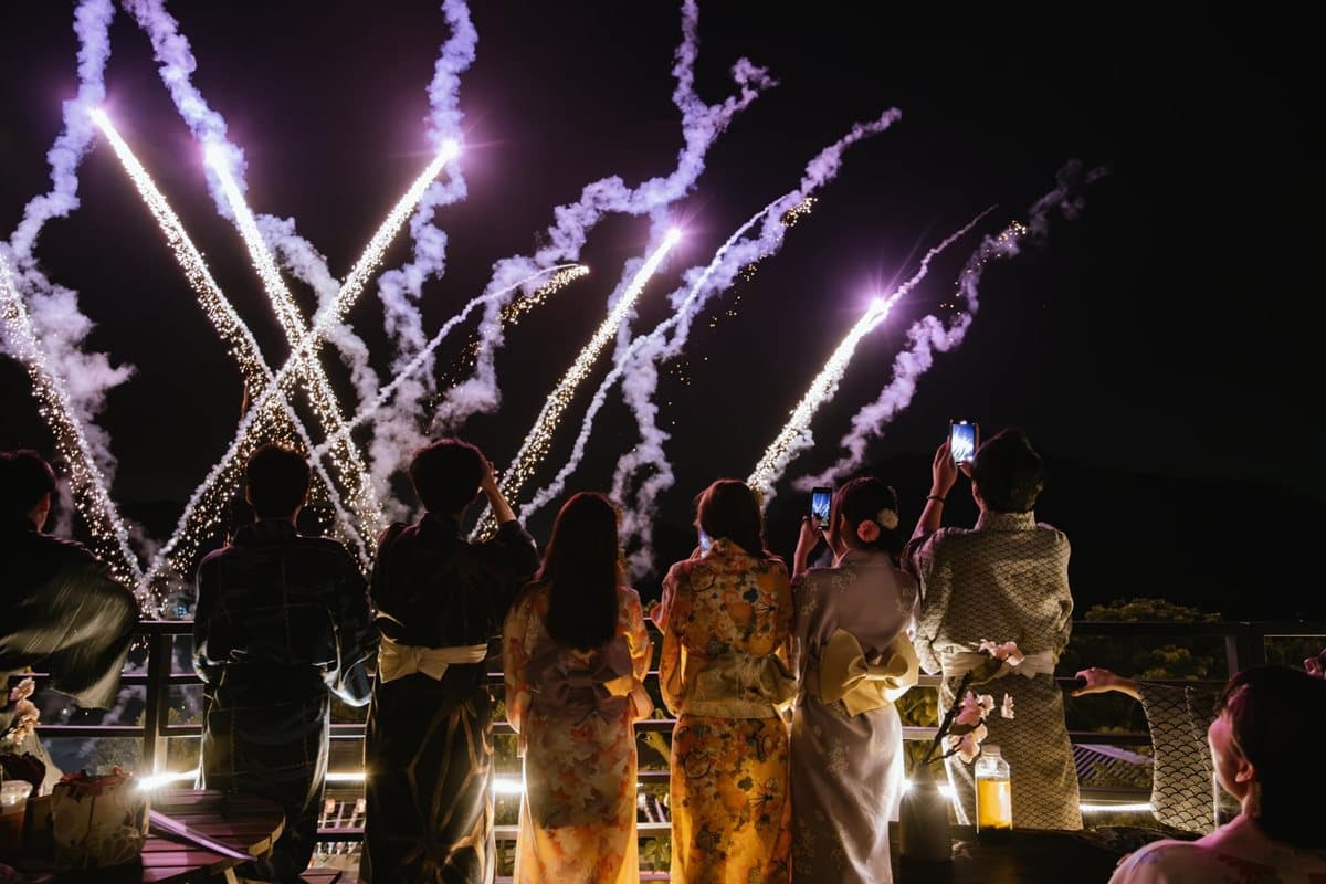 限時2天「花火祭」在高雄!逛日式祭典攤位、賞高空煙火,加碼免費和服體驗 限時2天「花火祭」在高雄!逛日式祭典攤位、賞高空煙火,加碼免費和服體驗