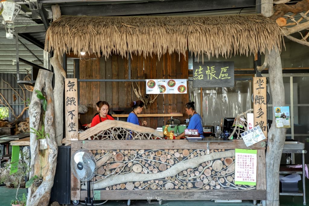 衝台東熱氣球必吃!爽啃20公分巨無霸大骨麵,連2屆台北牛肉麵節冠軍 衝台東熱氣球必吃!爽啃20公分巨無霸大骨麵,連2屆台北牛肉麵節冠軍