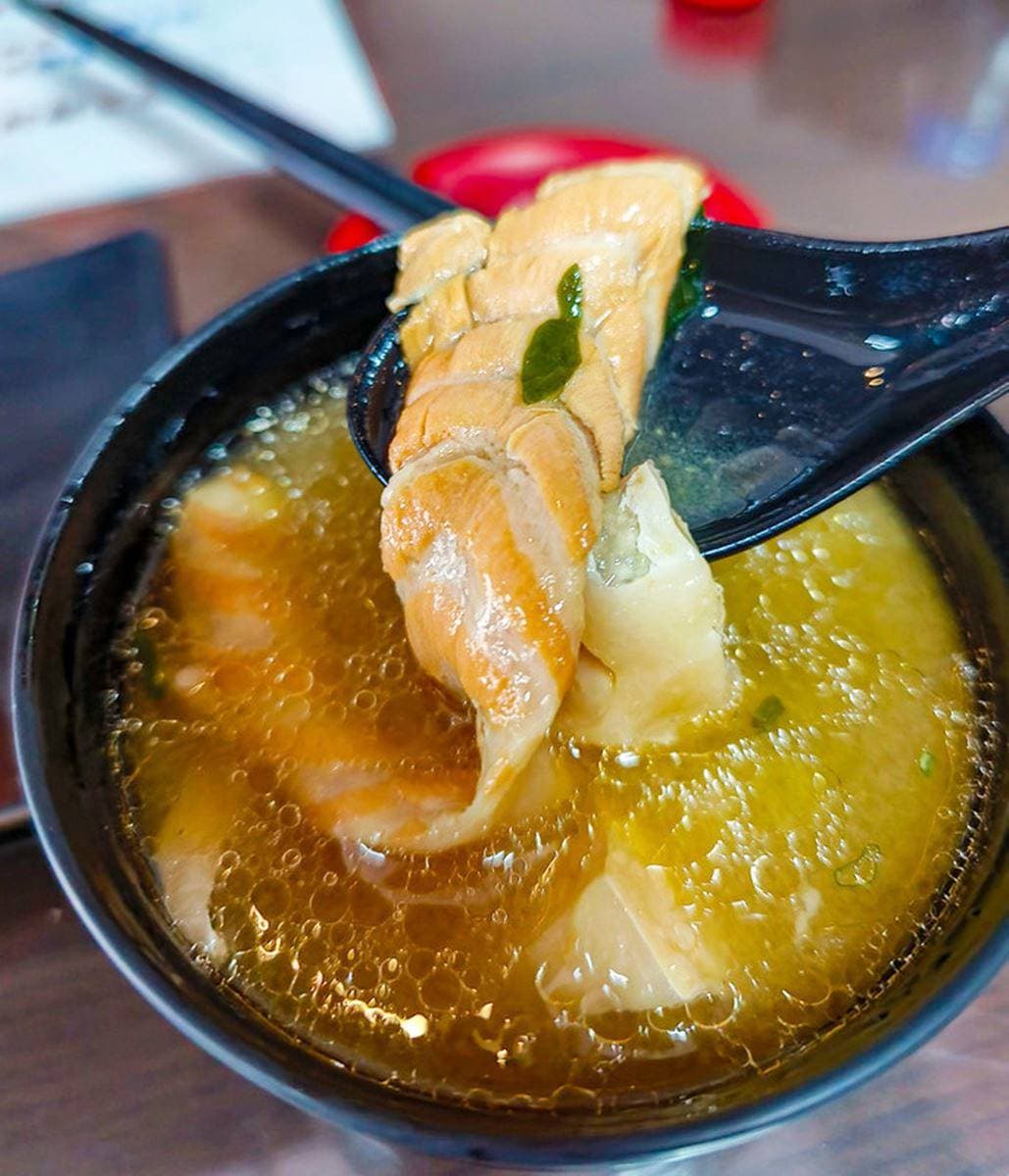 花蓮版「三味食堂」藏在這！巨無霸鮭魚壽司厚切不手軟，20元味噌湯魚肉滿滿
