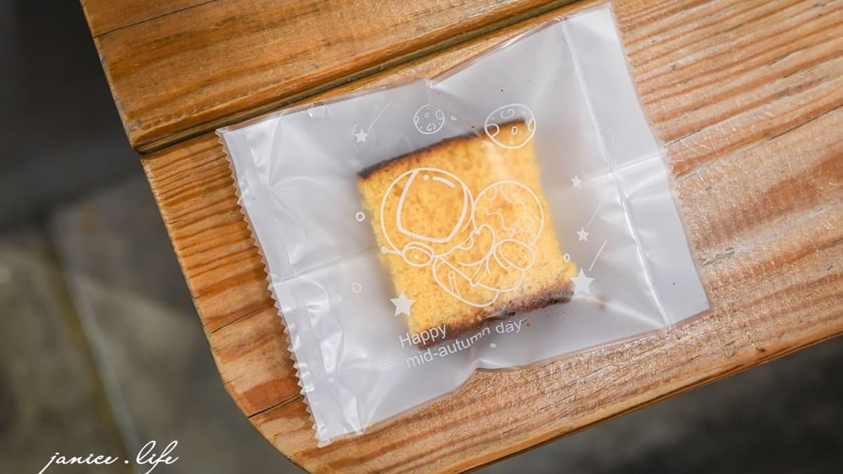 店裡還有販售自製的「長崎蛋糕」，口感細緻鬆軟，可以品嘗到香濃的雞蛋香。（圖片來源：潔妮食旅生活）
