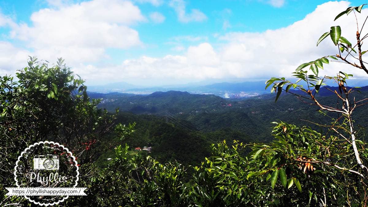 沿途的景色都很漂亮，天氣好時還可以拍到藍天白雲的景致。（圖片來源：相片中的菲莉絲）