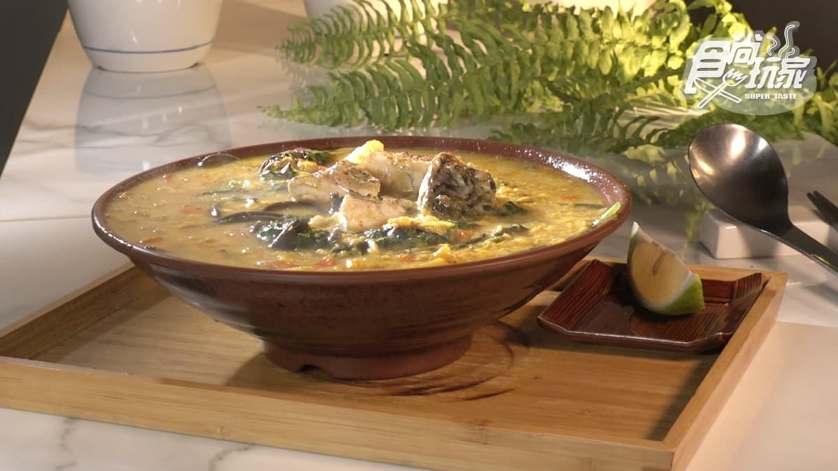 「墨魚神麵」裡面還有皇宮菜、鱸魚，吃起來很清爽。