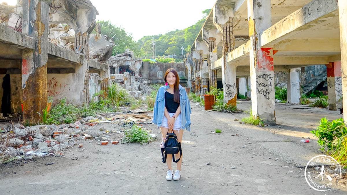 在遺構拍照有種毀滅感，也帶了點危險的氣息。（圖片來源：桃桃‘s旅人手札）