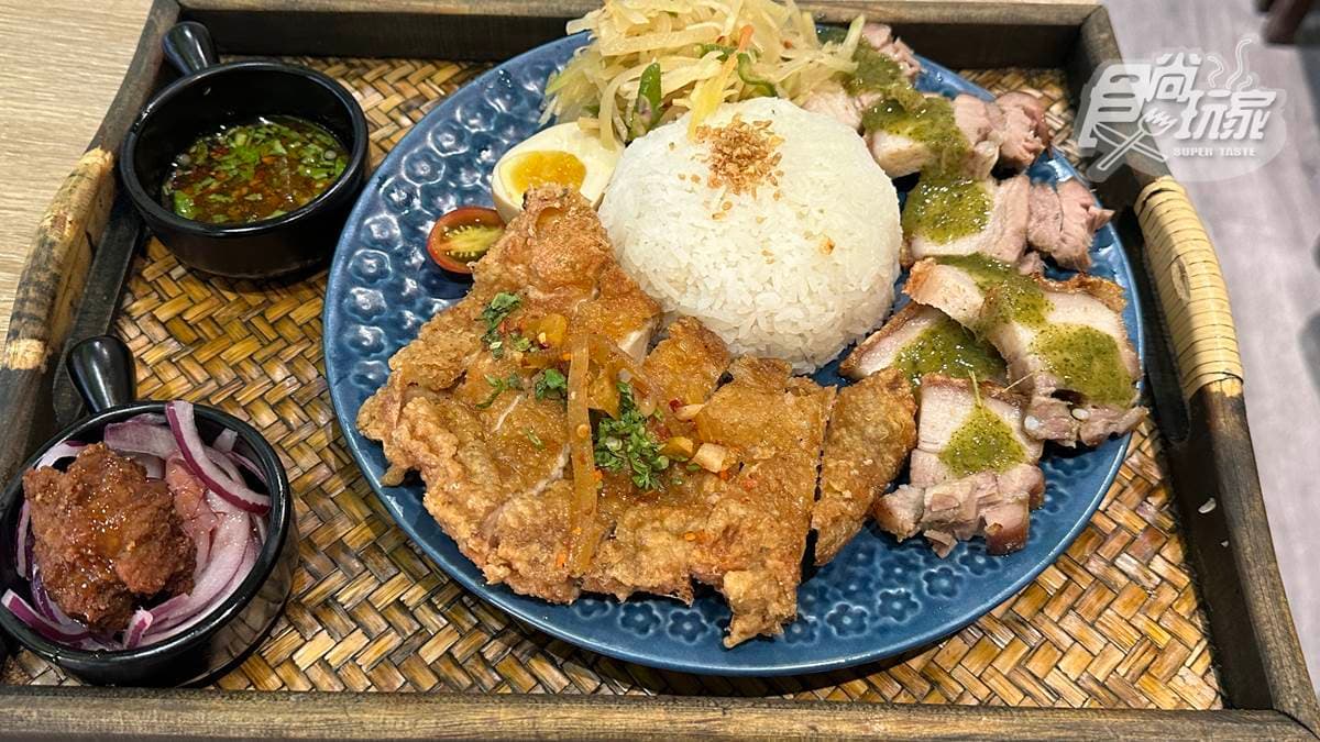 「脆皮雙拼飯」有鳳梨椒麻雞、泰式脆皮豬五花２種。